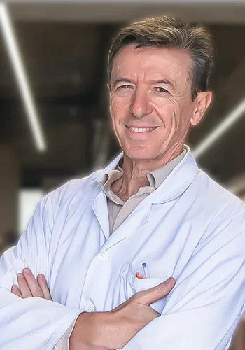 farmaceutico alberto en farmacia yanguas en pamplona